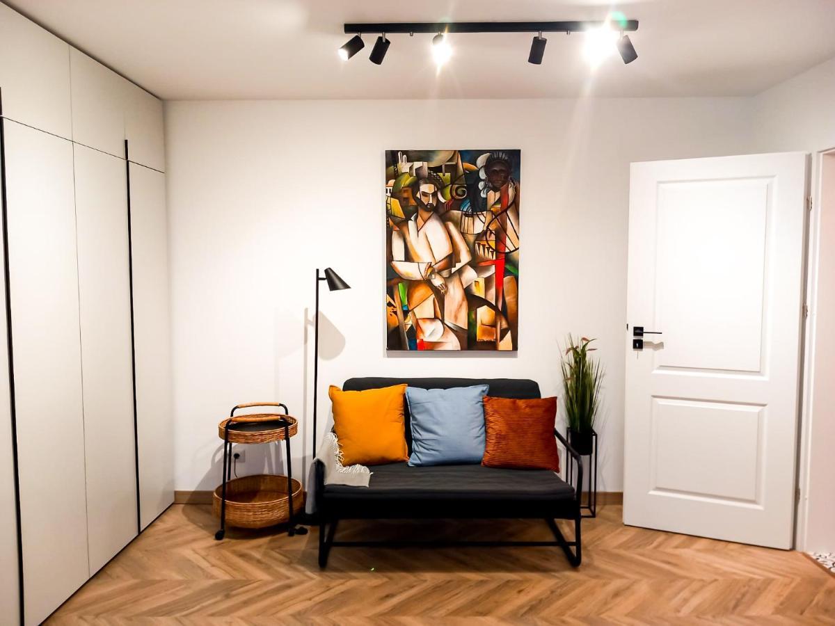 Apartament Timpuri Noi Studio With Self Check In Bukareszt Zewnętrze zdjęcie